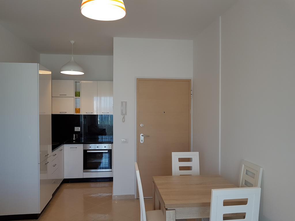 Flori Beach Apartment Радима Экстерьер фото